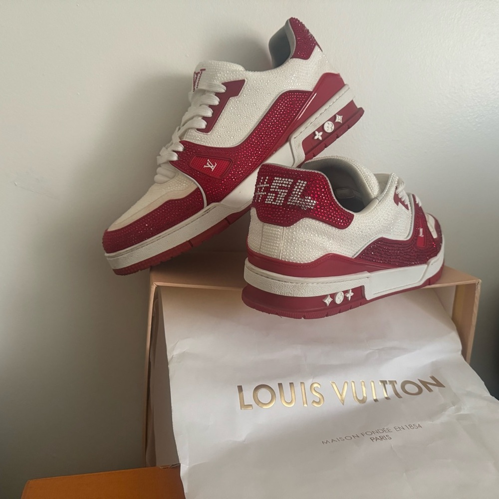 Louis Vuitton Rare LV arch light sneaker Bought in Paris - Picture 3 of 7